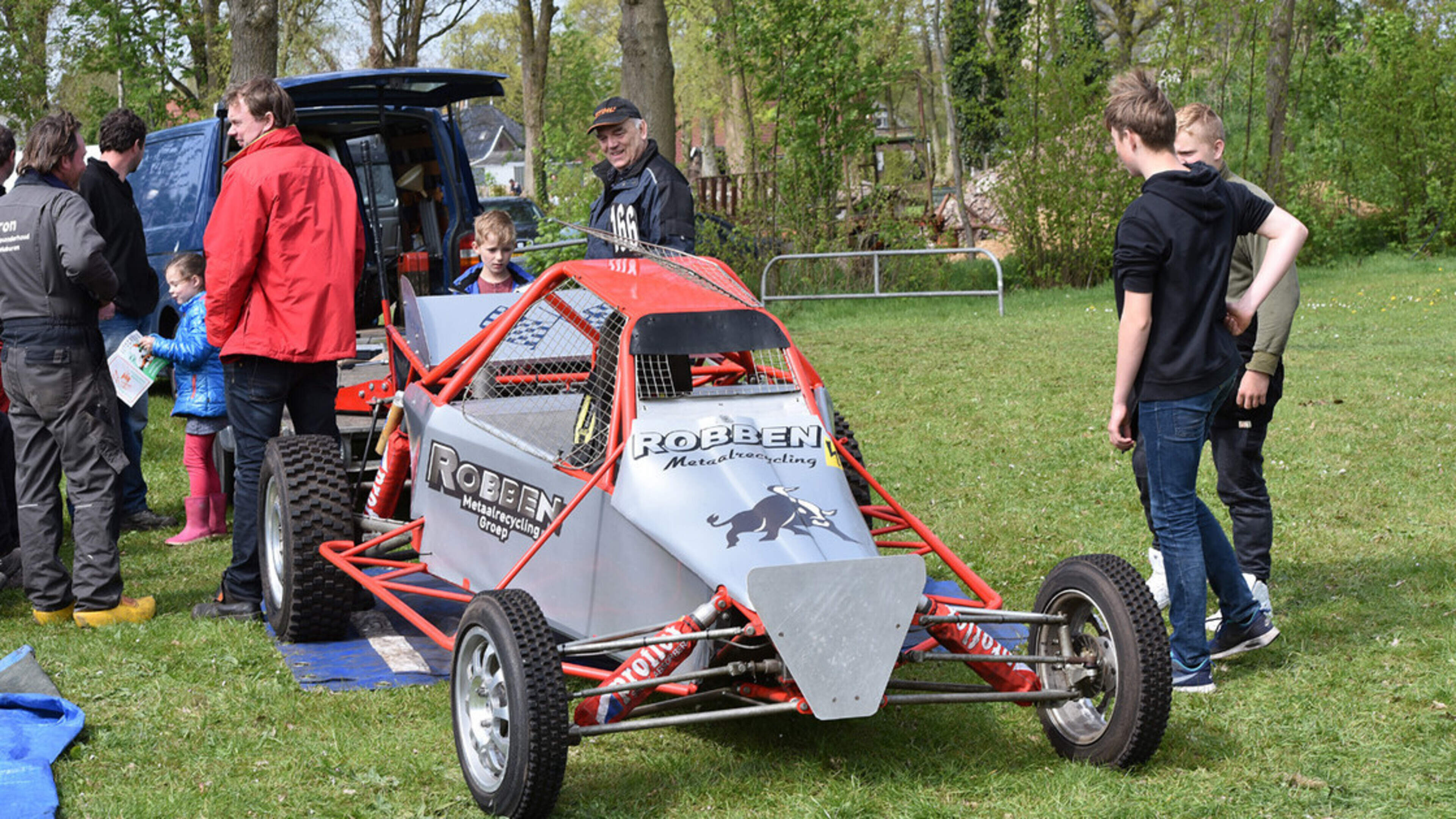 Autocross Oldeholtpade is in volle gang (foto's)