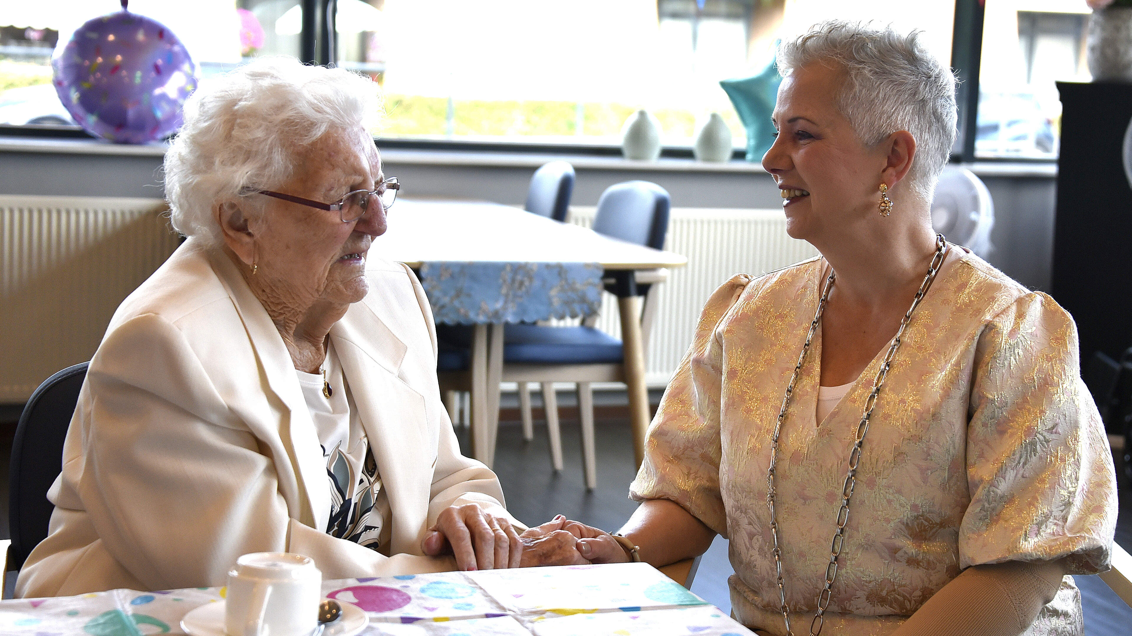 Antje van der Zee uit Wolvega is 101 jaar